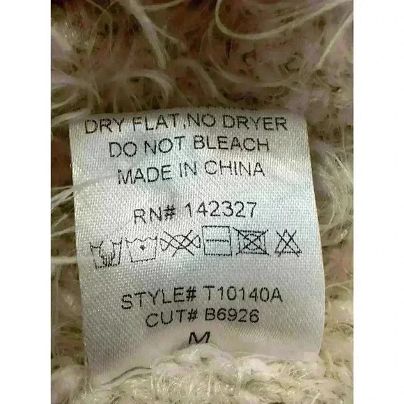 BLANC CLOTHING Turtle Neck Fuzzy Knit Sweater Sleeveless Open Side Size M - Picture 6 of 6